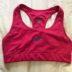 Nike Pro Sports Bra